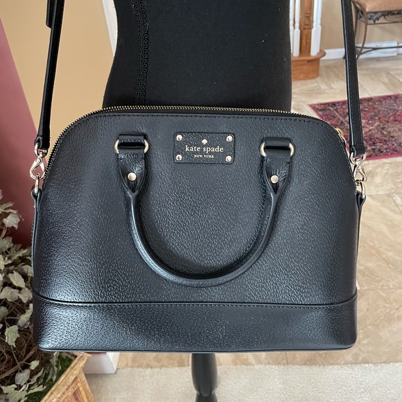 kate spade Handbags - Black crossbody purse: Kate Spade
